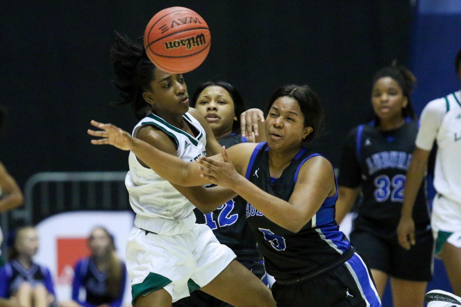 Auburn High vs. Jeff Davis girls Class 7A Regional Semifinals